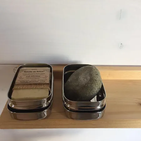 カントリーハウス La Roulotte Du Domaine Du Bois De Graux Lesve